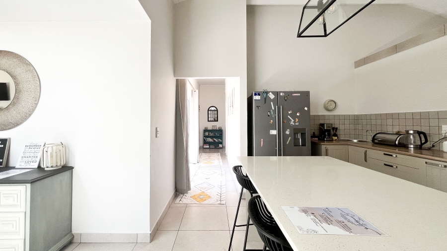 To Let 3 Bedroom Property for Rent in Langebaan Country Estate Western Cape